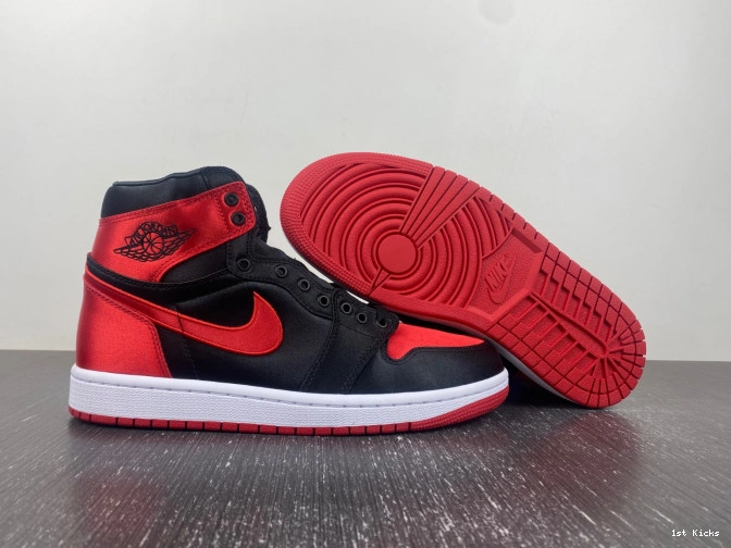 1 Air OG FD4810-061 Satin High WMNS Bred Jordan 0530